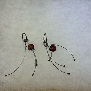 Silver & garnet dangle earring